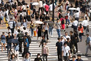 稳定发挥！布莱德索半场10中6拿到12分3板2助